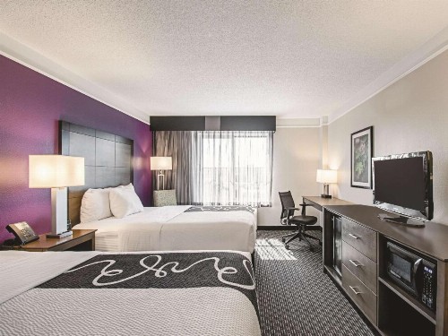 La Quinta by Wyndham Cincinnati Sharonville - image 18