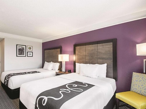 La Quinta by Wyndham Cincinnati Sharonville - image 38