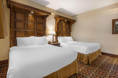 Best Western Premier Mariemont Inn - image 28