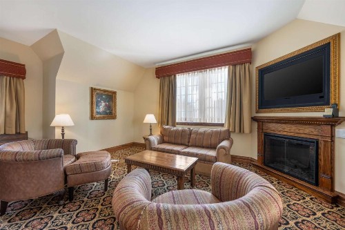 Best Western Premier Mariemont Inn - image 7