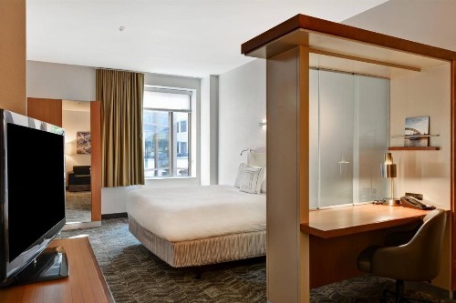 SpringHill Suites by Marriott Cincinnati Midtown - image 27