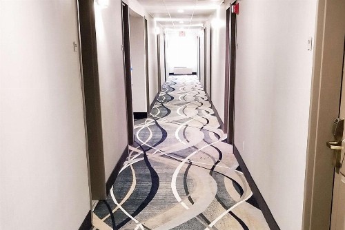 Quality Inn & Suites Cincinnati Sharonville - image 8