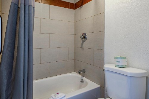 Motel 6-Cincinnati OH - Central - Norwood - image 11