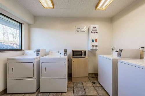 Motel 6-Cincinnati OH - Central - Norwood - image 6