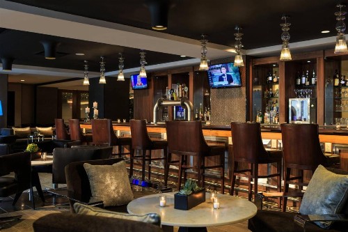 Renaissance Cincinnati Downtown Hotel - image 25