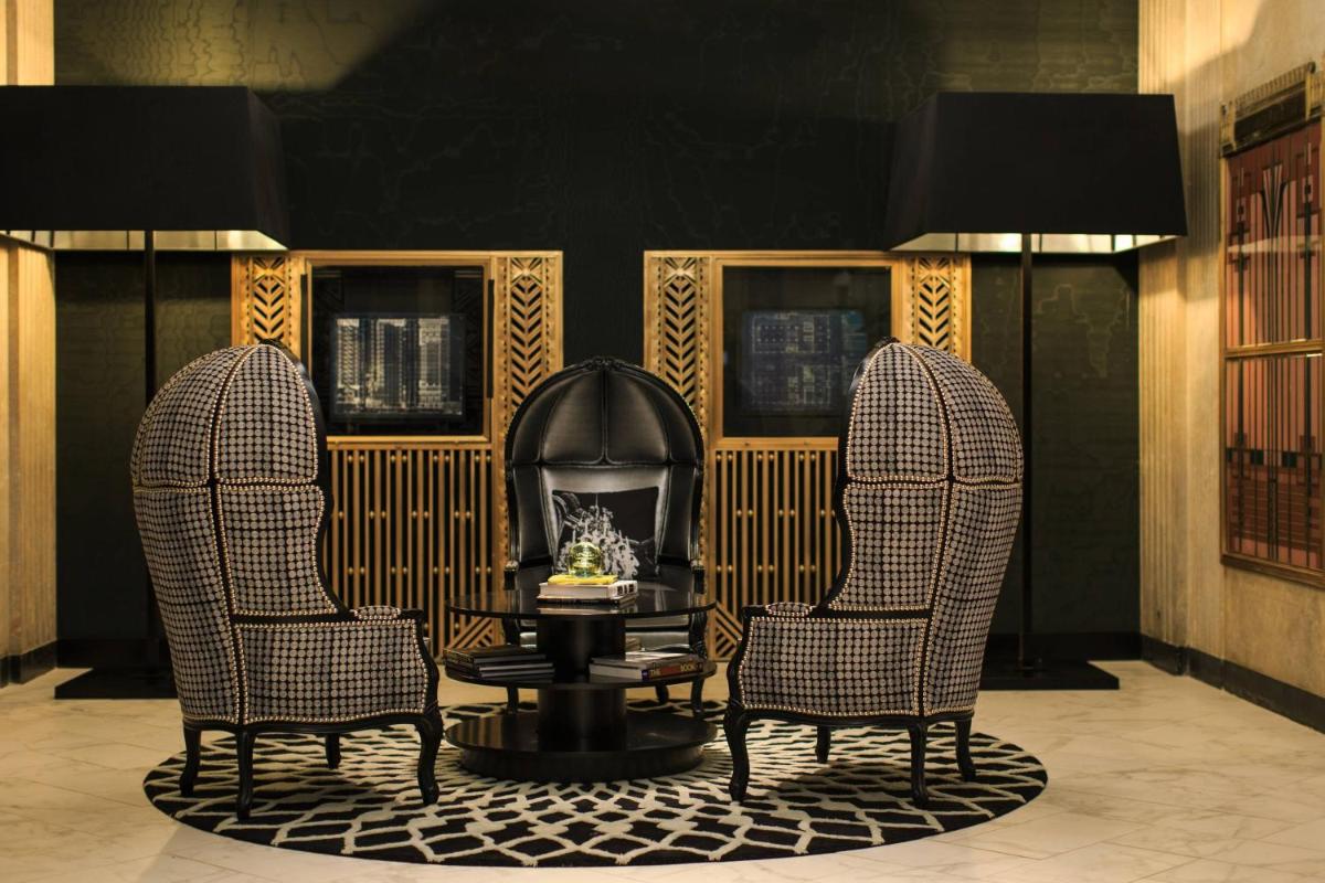 Renaissance Cincinnati Downtown Hotel - image 3
