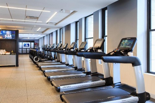 Renaissance Cincinnati Downtown Hotel - image 30