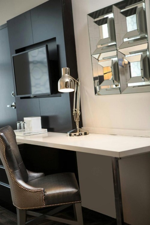 Renaissance Cincinnati Downtown Hotel - image 49