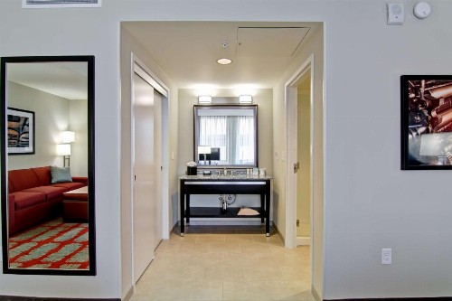 Hampton Inn and Suites Cincinnati - Downtown - image 24