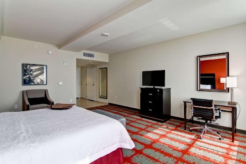 Hampton Inn and Suites Cincinnati - Downtown - image 26