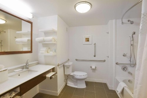 Hampton Inn & Suites - Cincinnati/Kenwood OH - image 21
