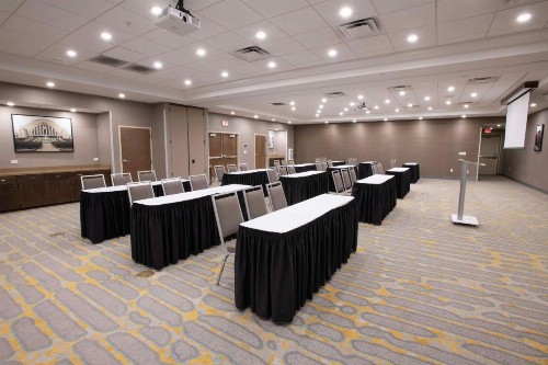 Hampton Inn & Suites - Cincinnati/Kenwood OH - image 7
