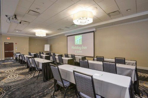 Holiday Inn Hotel & Suites Cincinnati Downtown an IHG Hotel - image 15