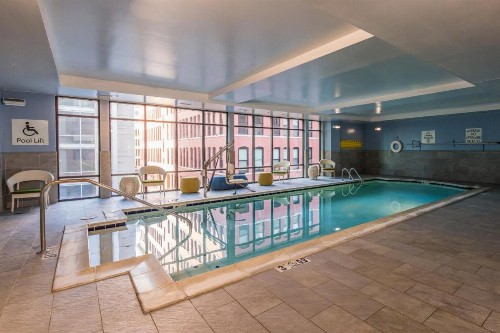 Holiday Inn Hotel & Suites Cincinnati Downtown an IHG Hotel - image 26