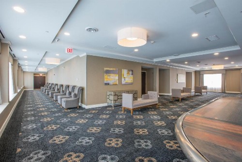Holiday Inn Hotel & Suites Cincinnati Downtown an IHG Hotel - image 27
