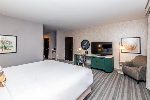 Holiday Inn Hotel & Suites Cincinnati Downtown an IHG Hotel - image 30