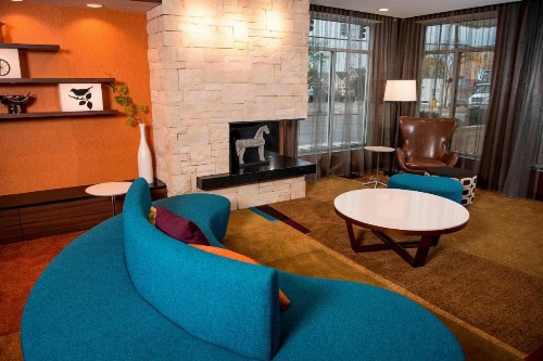 Fairfield Inn & Suites by Marriott Cincinnati Uptown/University Area - image 4