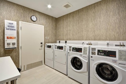 SpringHill Suites by Marriott Cincinnati Blue Ash - image 14