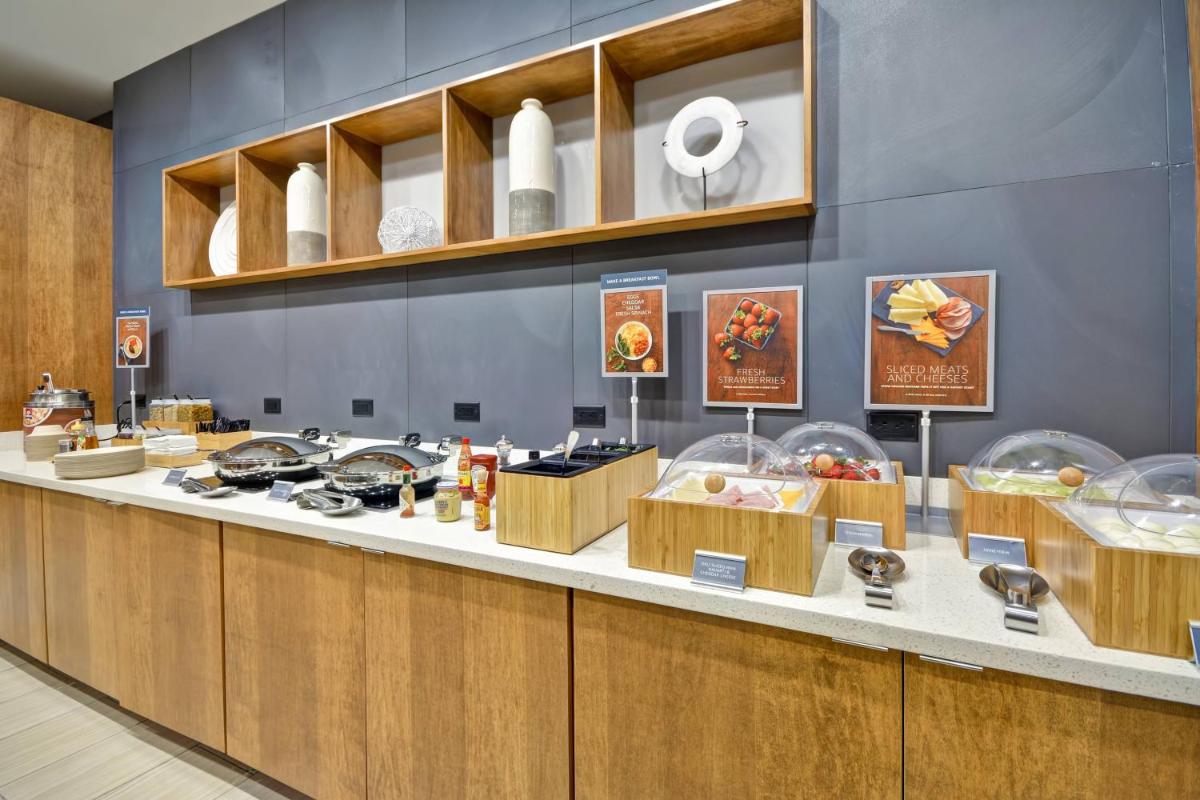 SpringHill Suites by Marriott Cincinnati Blue Ash - image 2