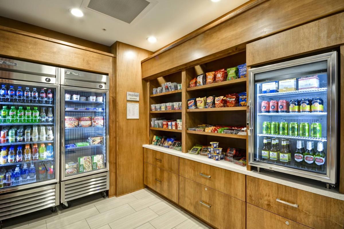 SpringHill Suites by Marriott Cincinnati Blue Ash - image 3