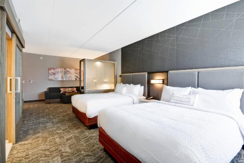 SpringHill Suites by Marriott Cincinnati Blue Ash - image 31