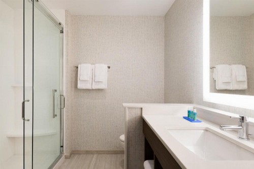 Holiday Inn Express & Suites - Cincinnati NE - Red Bank Road an IHG Hotel - image 21