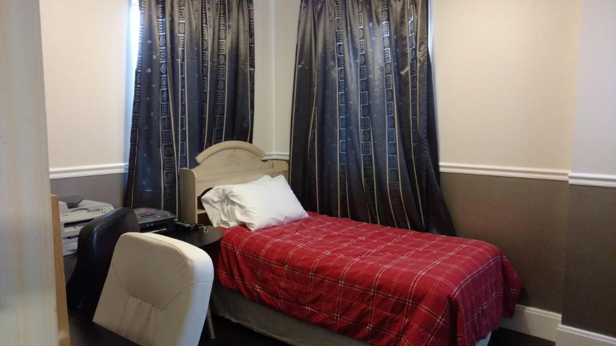 Homestay in Westwood 97909 - image 6