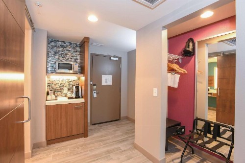 Hilton Garden Inn Cincinnati Midtown - image 14