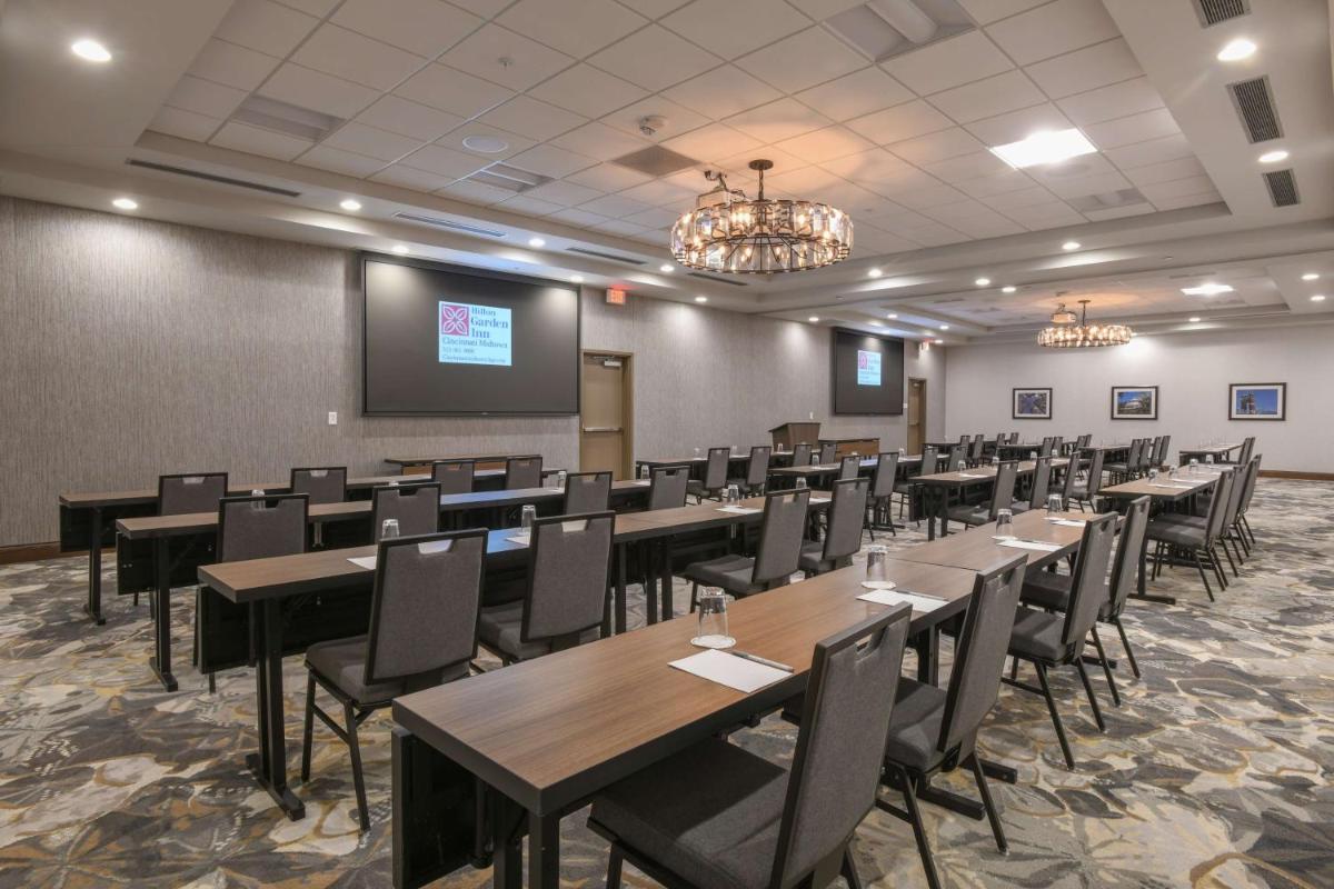 Hilton Garden Inn Cincinnati Midtown - image 2