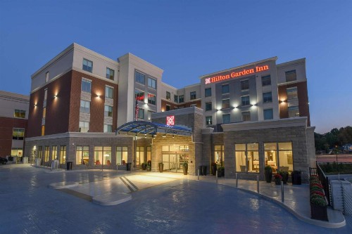 Hilton Garden Inn Cincinnati Midtown - image 31