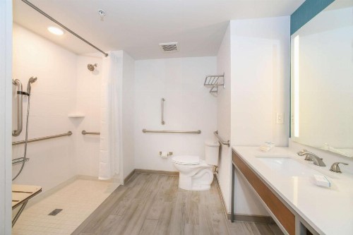 Hilton Garden Inn Cincinnati Midtown - image 36