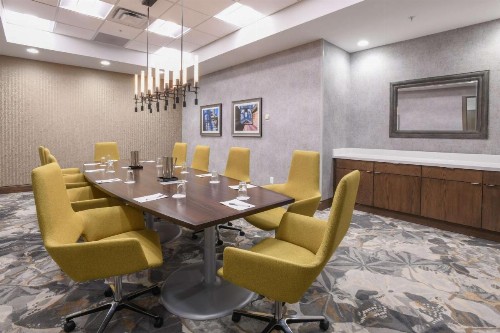 Hilton Garden Inn Cincinnati Midtown - image 4