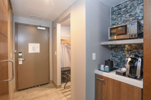 Hilton Garden Inn Cincinnati Midtown - image 43