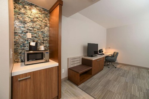 Hilton Garden Inn Cincinnati Midtown - image 45
