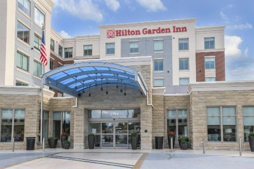 Hilton Garden Inn Cincinnati Midtown - image 9