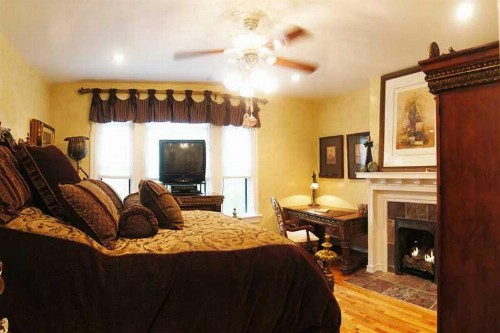 Gaslight Bed & Breakfast - image 26