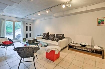 Contemporary Cincinnati Apt with WiFi Near Kenwood! - image 8