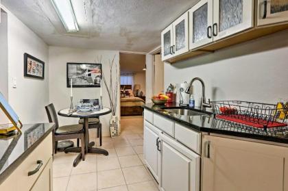 Contemporary Cincinnati Apt with WiFi Near Kenwood! - image 13