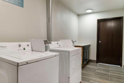 Best Western Clare Hotel - image 24