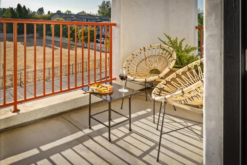 Hotel Casa 425 + Lounge A Four Sisters Inn - image 6