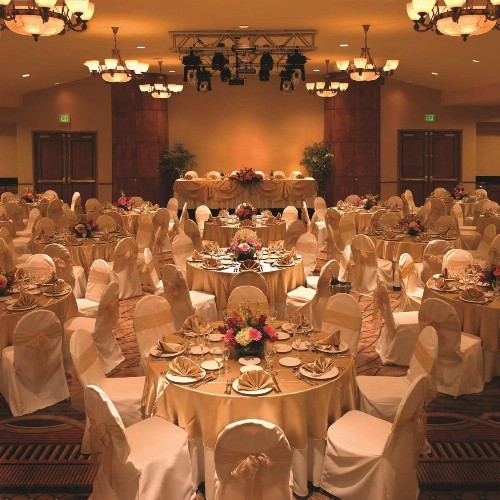 DoubleTree by Hilton Claremont - image 24