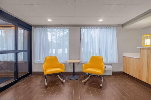 Comfort Inn Clarks Summit - image 18