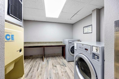 Quality Inn - image 31