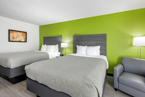 Quality Inn - image 44
