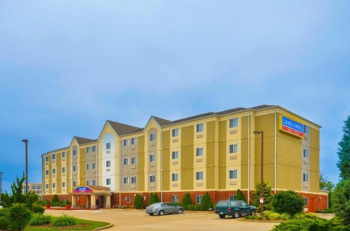 Candlewood Suites Clarksville - image 13