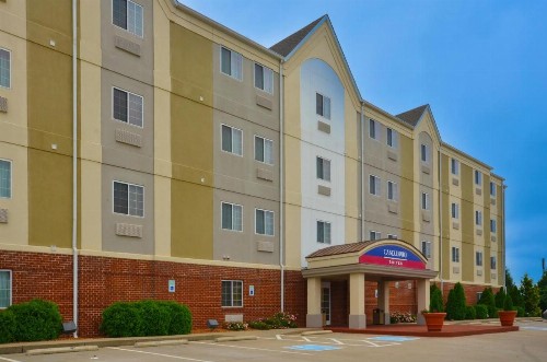 Candlewood Suites Clarksville - image 14