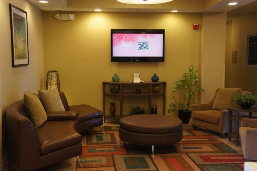 Candlewood Suites Clarksville - image 26