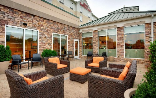 Hilton Garden Inn Clarksville - image 10
