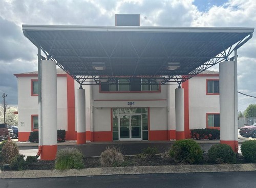 Americas Best Value Inn Clarksville - image 42