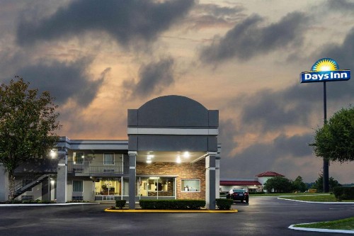 Days Inn by Wyndham Clarksville TN - image 26